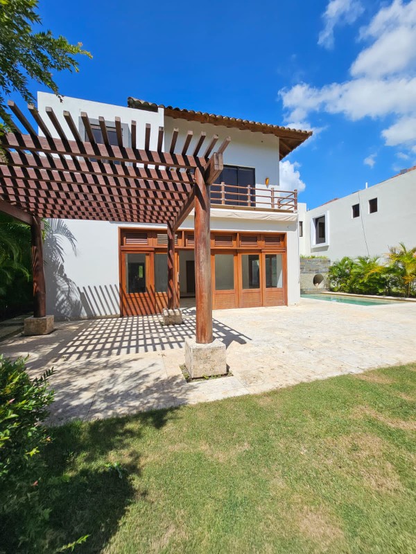 casas vacacionales y villas - Espectacular Villa de 3 Habitaciones con Piscina en Guavaberry, Juan Dolio.  4