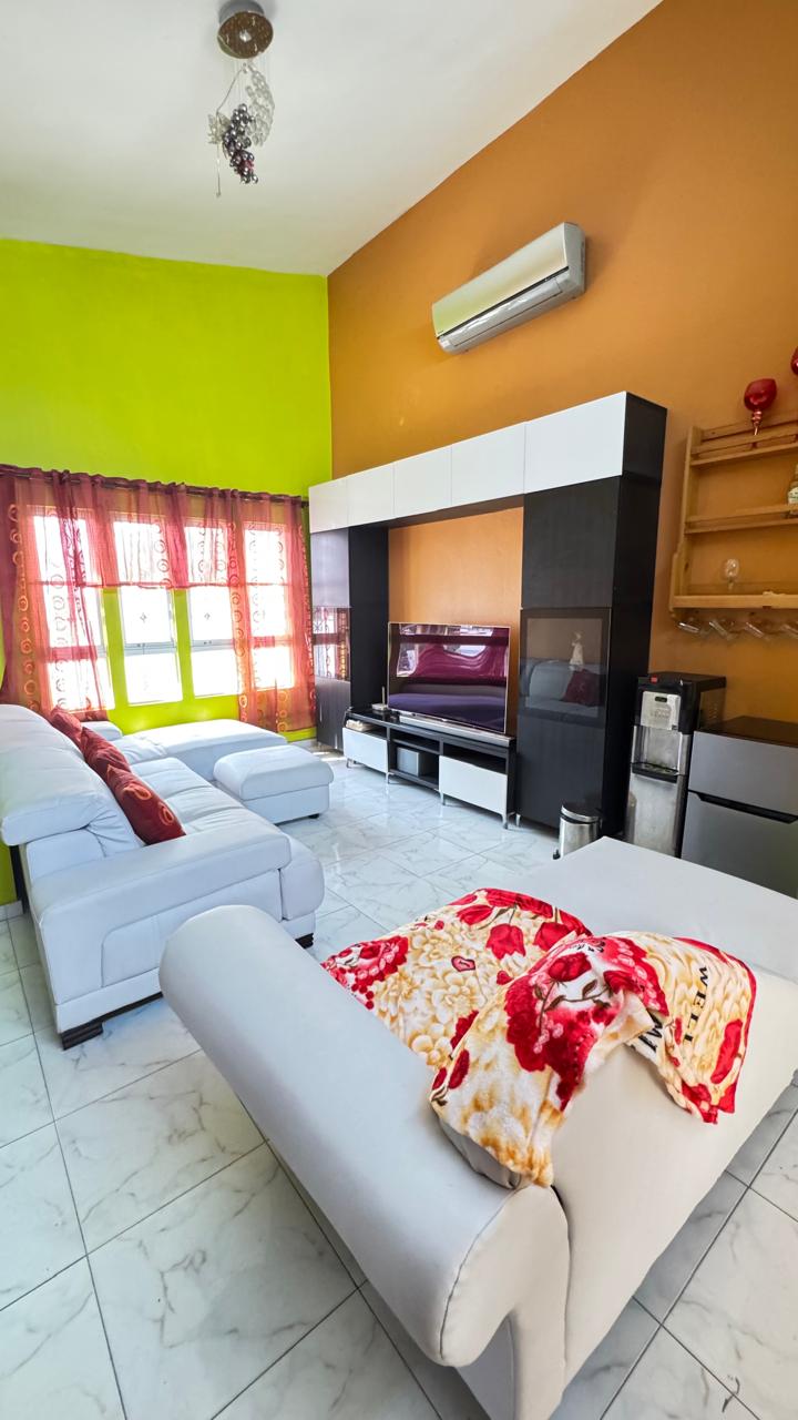 casas - Vendo en la Meseta   Casa de Dos Niveles 5
