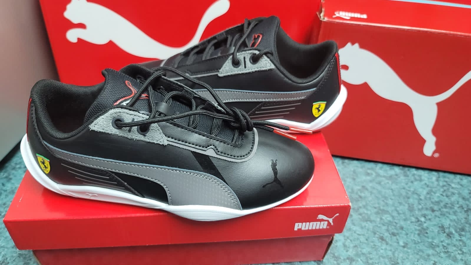 zapatos para hombre - Tenis Puma Ferrari R-Cat 