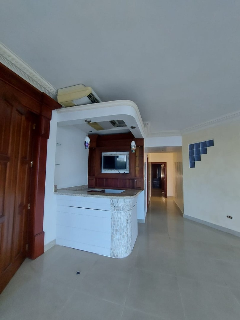 apartamentos -   Estupendo Apartamento de 200 metros Con linea blanca muy bien ubicado
Impecabl 9