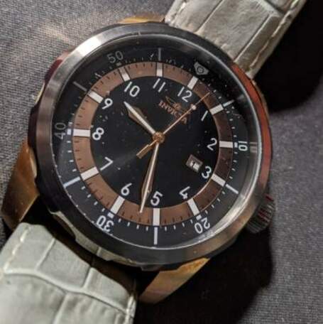 Reloj Invicta Hombre Aviator Watch Gris suave Piel original marcador negro