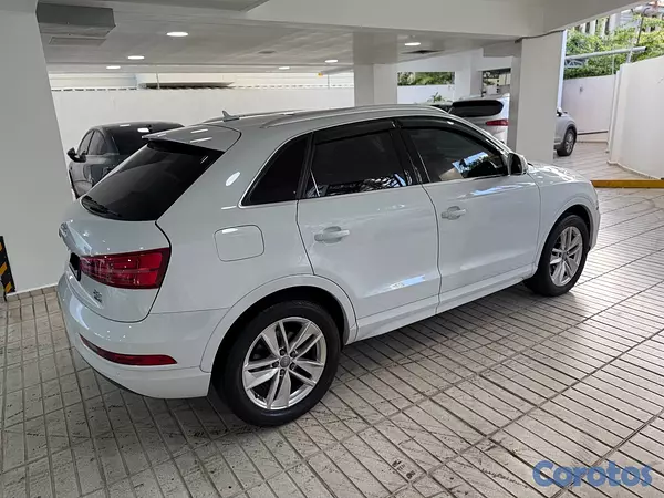 jeepetas y camionetas -  Audi  Q3 2016 4