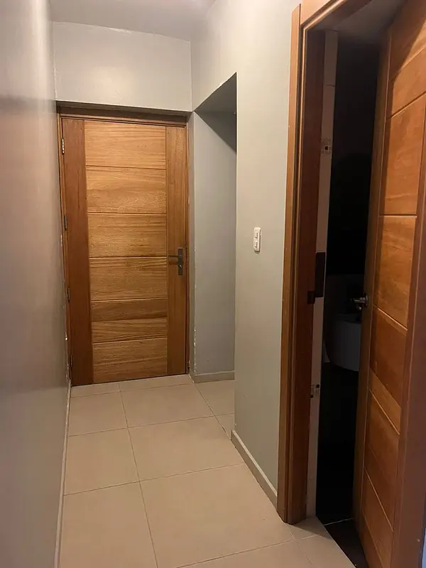 apartamentos - Sector: Evaristo Morales Construcción: 179 Metros² 4