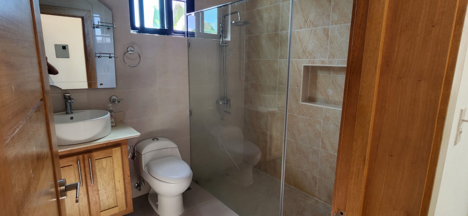 casas - Casa 2 Niveles con Piscina en Dorado, Santiago 1