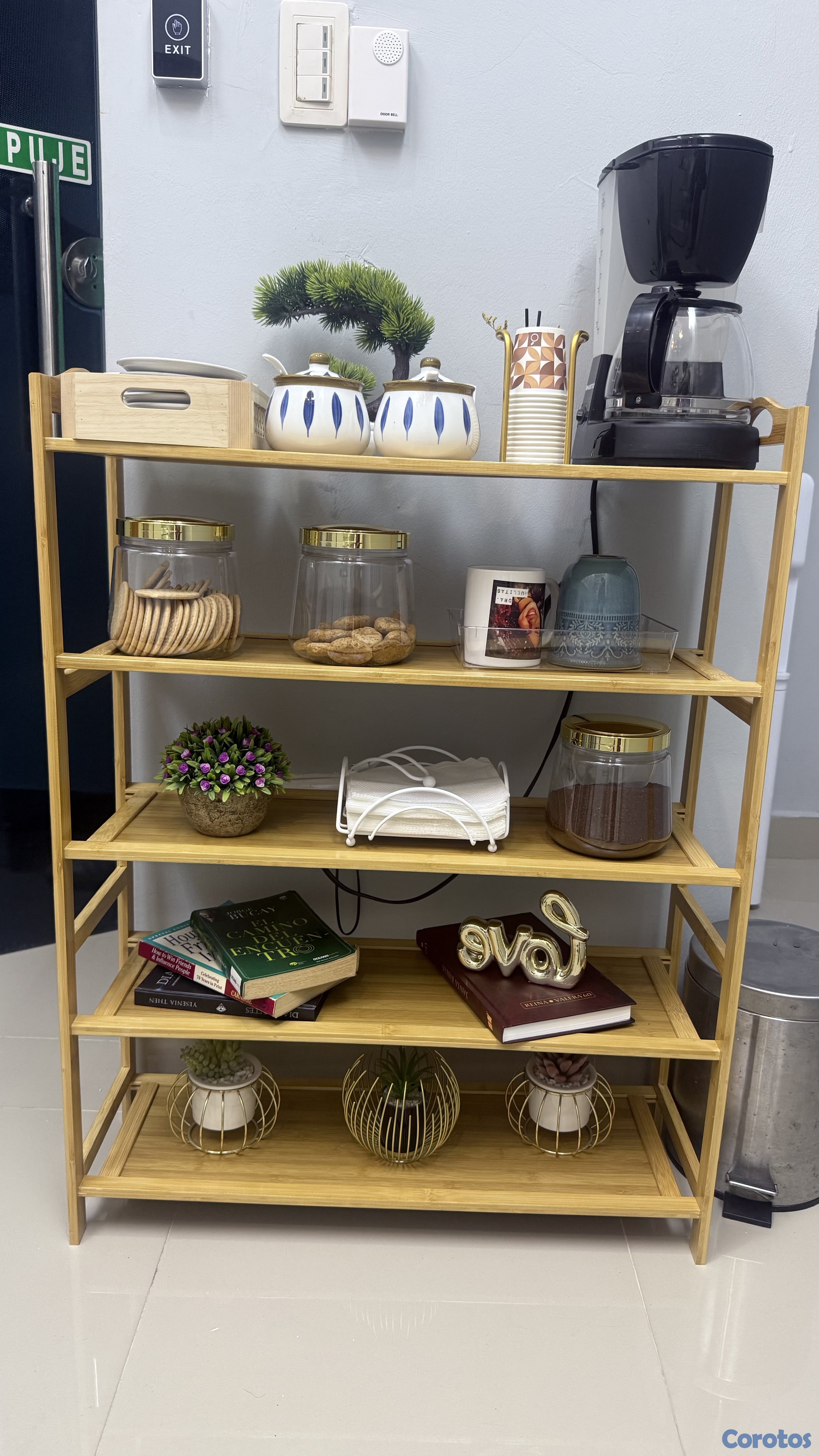 oficinas y locales comerciales - Se alquila cubilo para médicos, estética y masajes 8