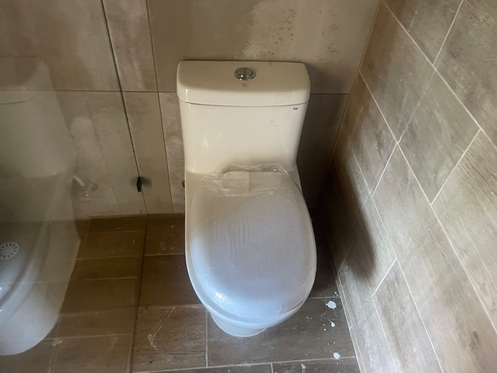 casas vacacionales y villas - Hermosa Villa 2 Niveles  en fase de terminación en JARABACOA, 770 Mts.2 6