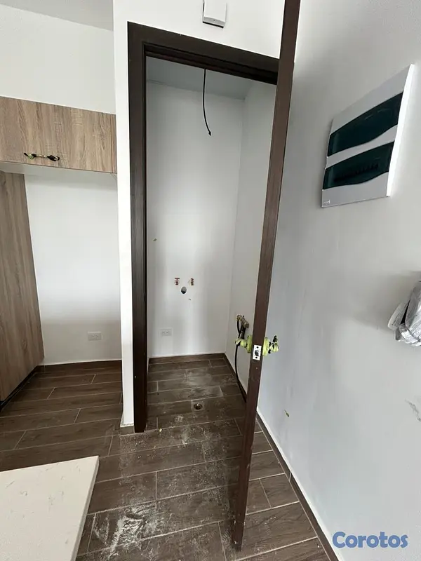 apartamentos - 2hab - Frontal A Av.churchill - Pocos pasos a Blue Mall 9