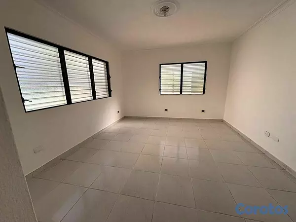 apartamentos - Apartamento clásico en venta en Evaristo Morales,  8