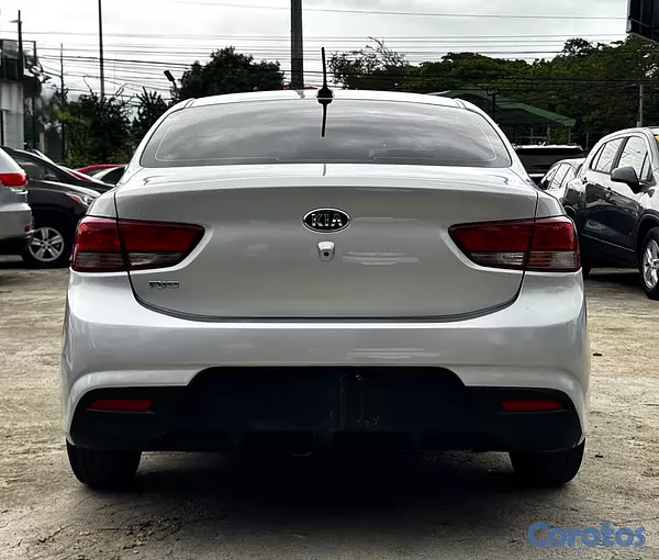 carros - Kia Rio 2020 
 6