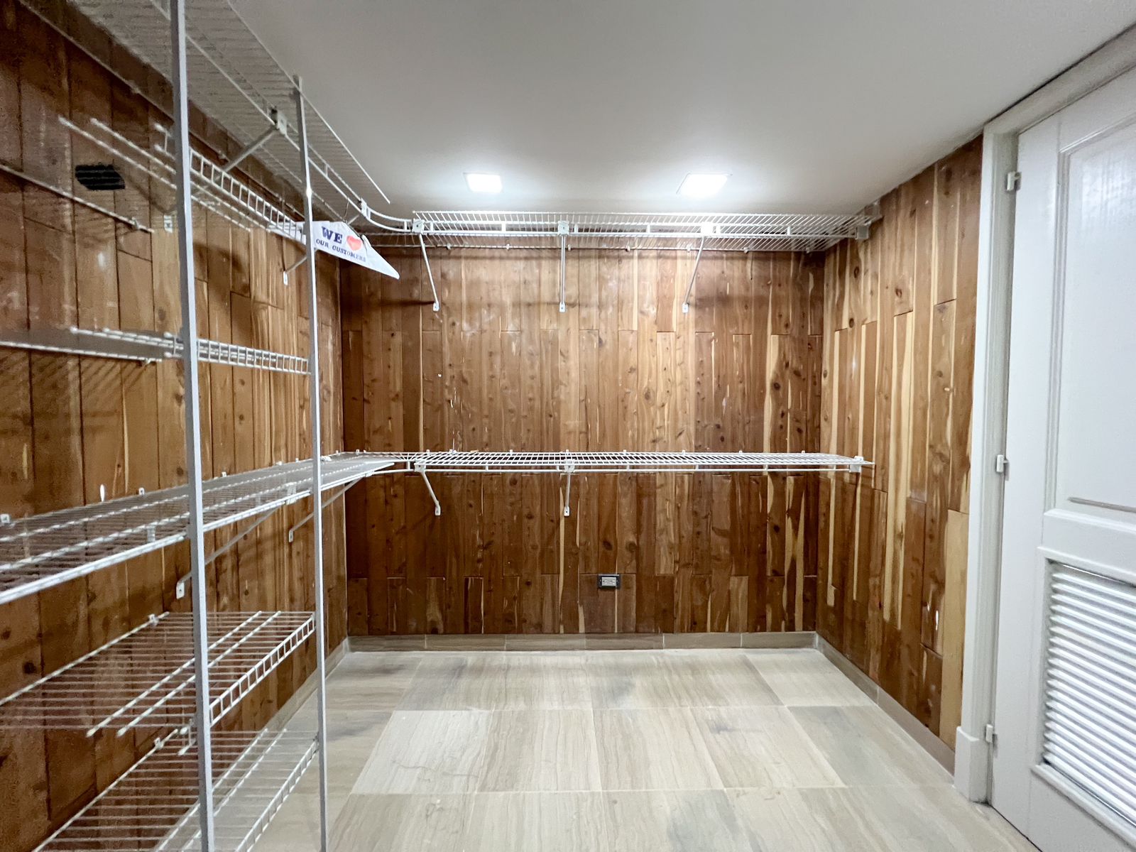 apartamentos - Malecón, Apartamento Amueblado En Alquiler! 6