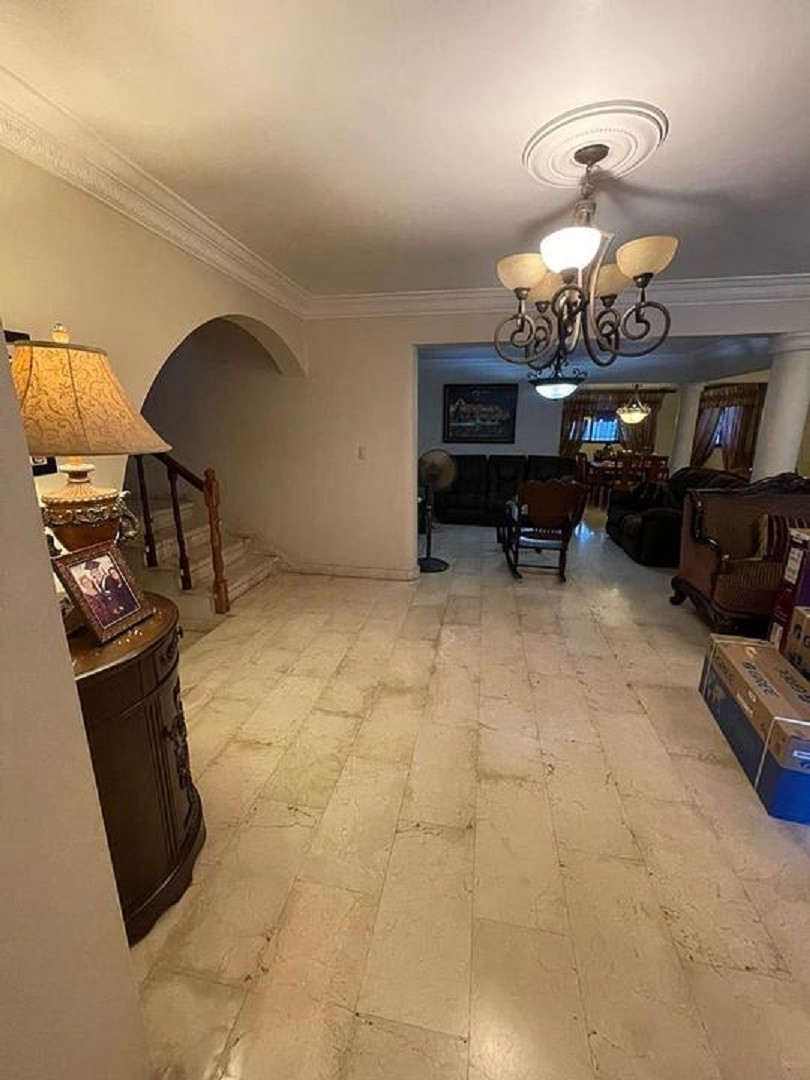 casas - Casa en los Cacicazgos de 3 habitaciones de oportuidad  4
