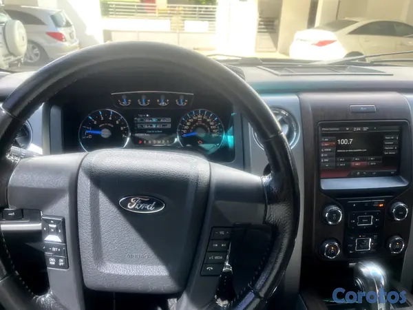 jeepetas y camionetas - Ford F150 Lariat 4WD 2014 8