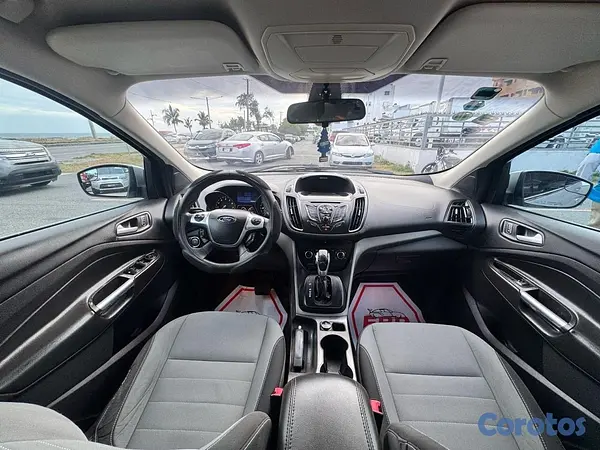 jeepetas y camionetas - Ford Escape SE 2014 3