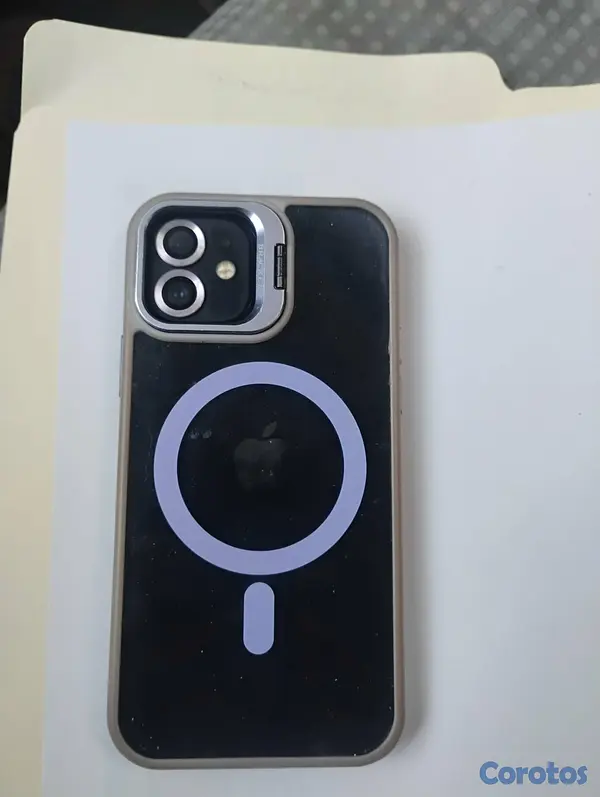 celulares y tabletas - iPhone 12 11 mil 2