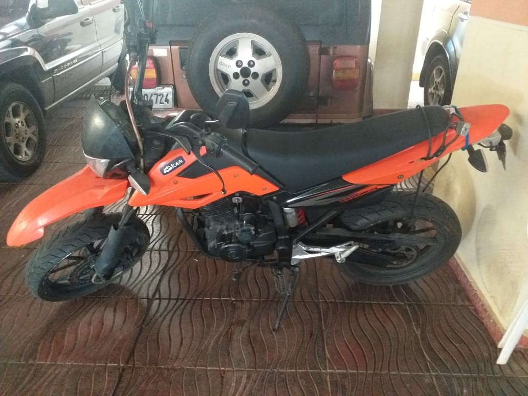 motores y pasolas - Loncin supermoto LX-200-GY 250cc