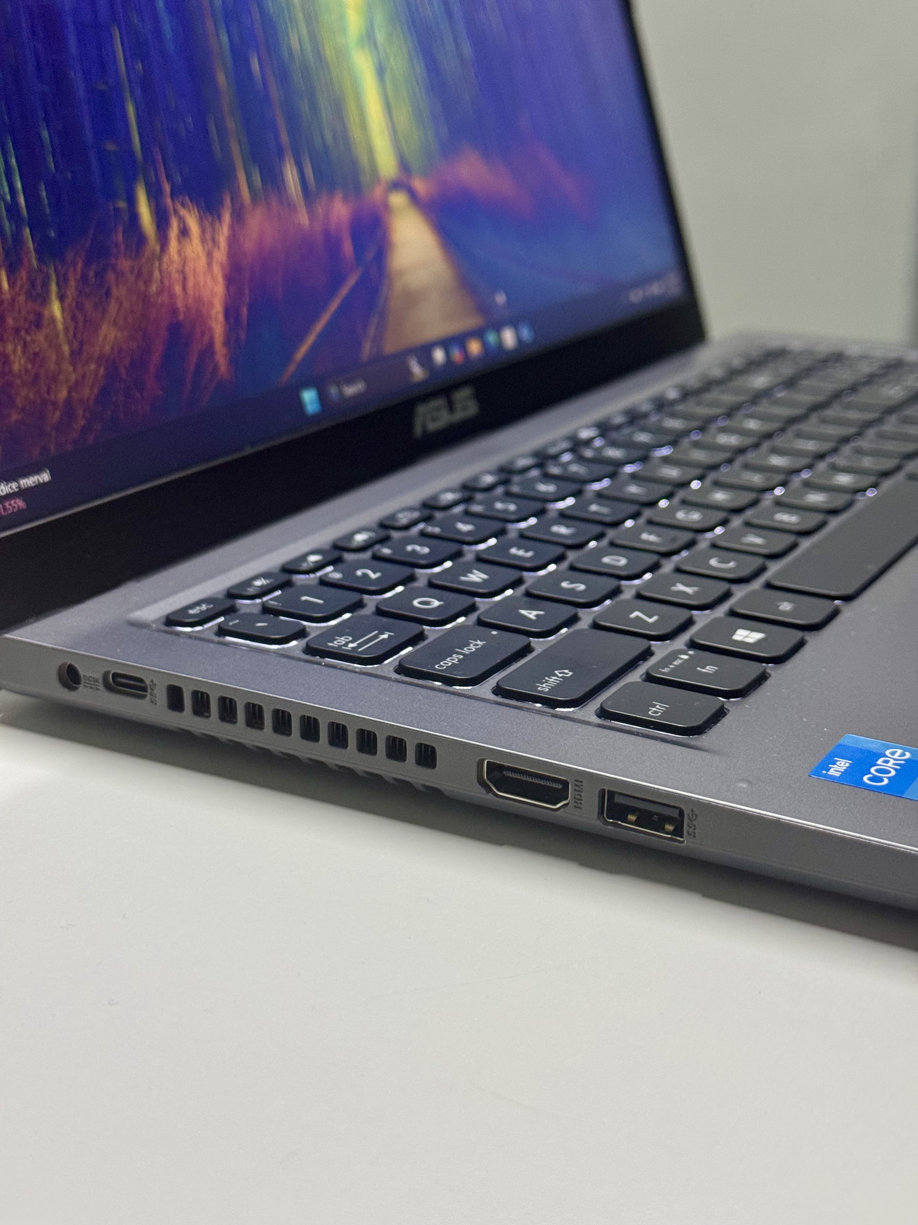 computadoras y laptops - LAPTOP ASUS X515 | i3-1115G4, 12GB RAM, 256GB SSD. 3