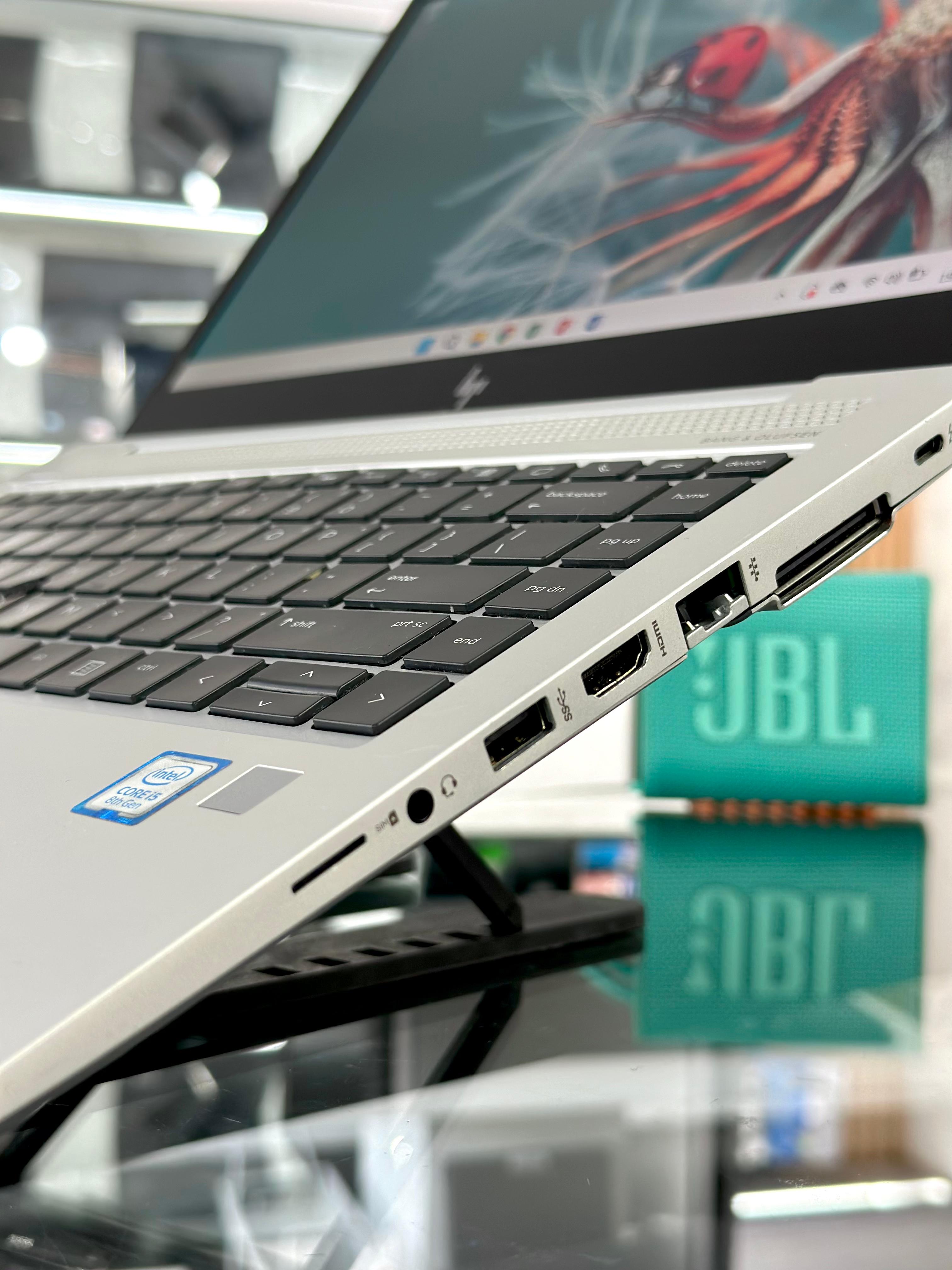 computadoras y laptops - HP ELITEBOOK 8VA GEN 4K 3