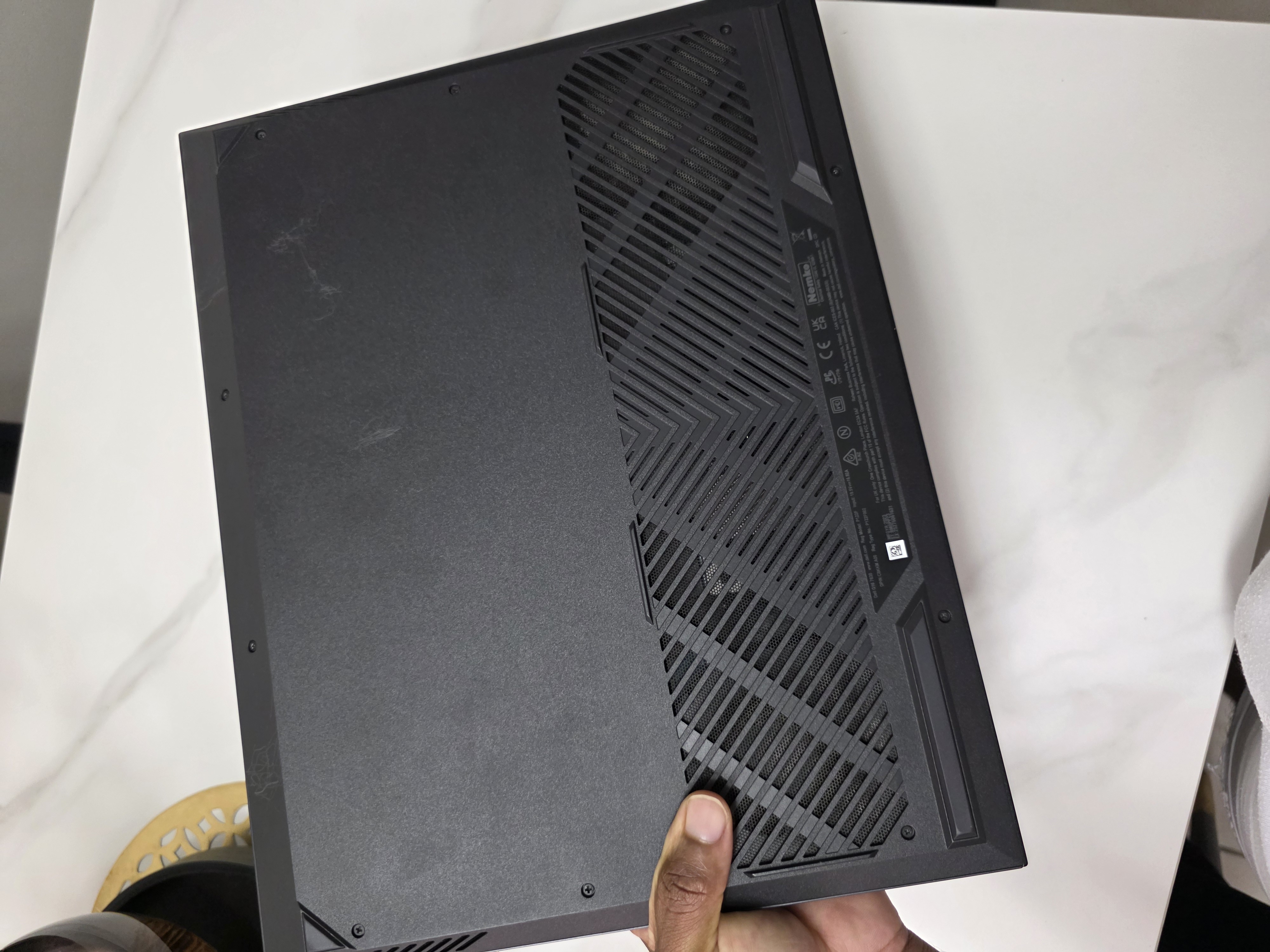 computadoras y laptops - vendo o cambio Laptop Gamer Dell G16, RTX 4070, 32DDR5, 2TERA SSD. i9 13900hx. 9