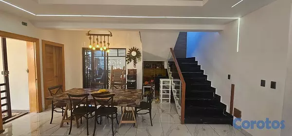 casas - Casa en Colinas del oeste, av. Prolongación 27 de  2