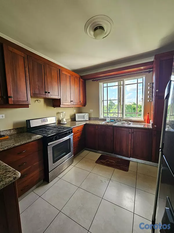 apartamentos - SE VENDE ESPACIOSO APTO EN JUAN DOLIO 8