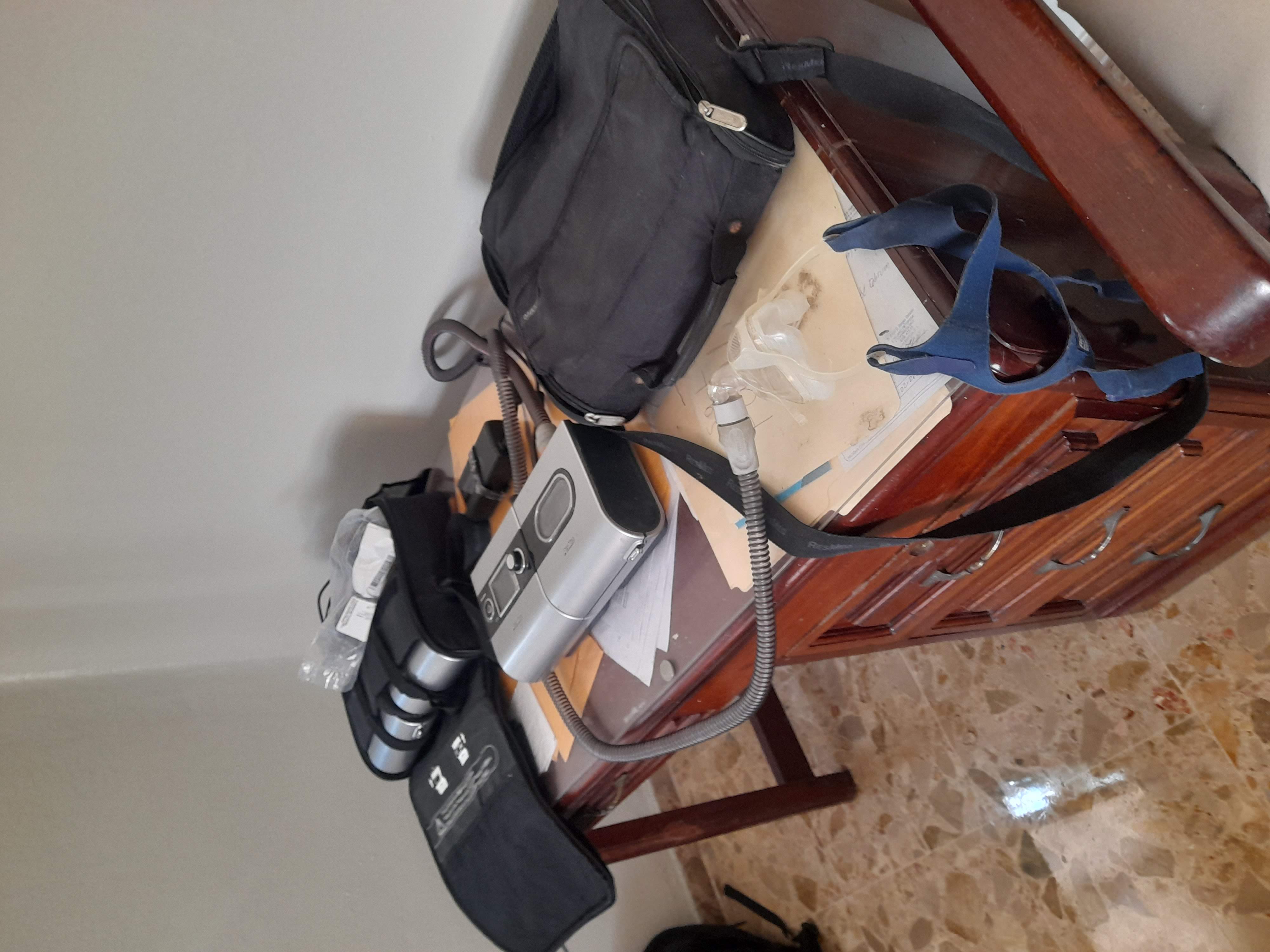 equipos profesionales - ¡Se venden 2 máquinas CPAP ResMed S9 AutoSet! 💤💨 6