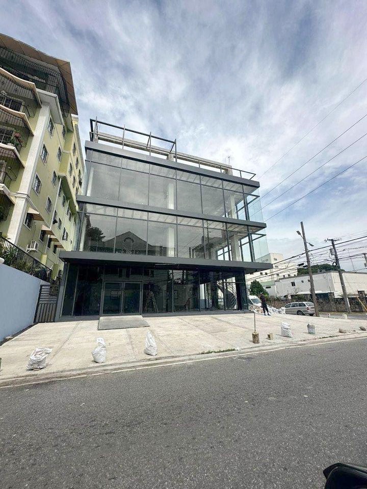 oficinas y locales comerciales - Local corporativo y comercial 4