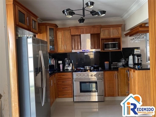 casas - Venta de casa de 2 niveles en la autopista de san Isidro Santo Domingo este 1