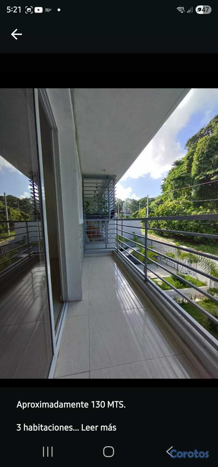 apartamentos - Aptos de 3 hab. prox. av. Republica de Colombia 8