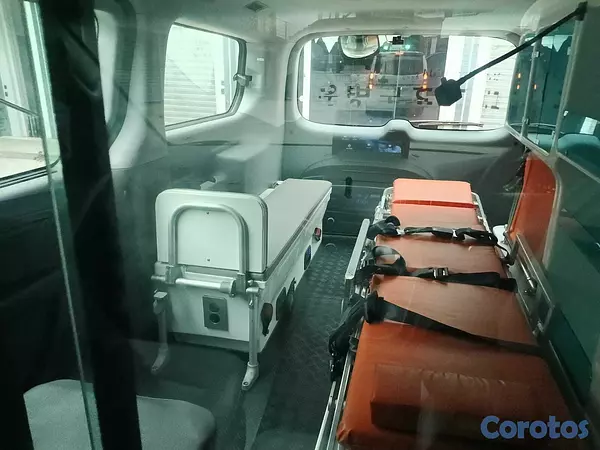 otros vehiculos - HYUNDAI GRAND STAREX AMBULANCIA 2018 BLANCO 5