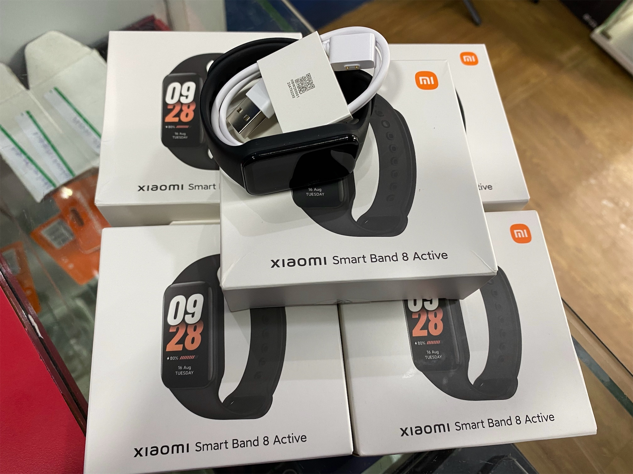 celulares y tabletas - Xiaomi active 8 mi band  3