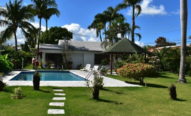 casas - OPORTUNIDAD !! Se Vende Hermosa Casa en Punta Cana Full  Amueblada