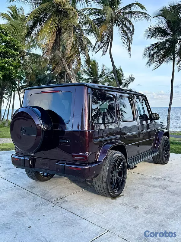 jeepetas y camionetas - Mercedes-AMG G63 2023: El Ícono del Poder Dominio  12
