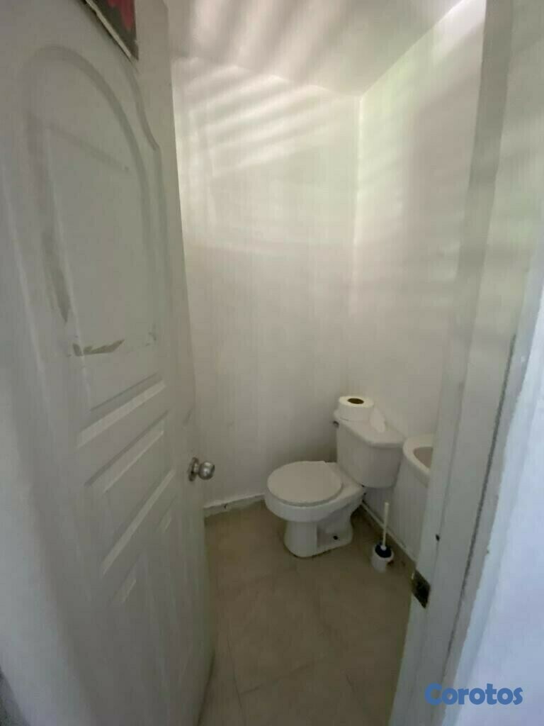 oficinas y locales comerciales - ALQUILO Local En Plaza Comercial 3er Piso En Renacimiento
CODIGO: PD123 1