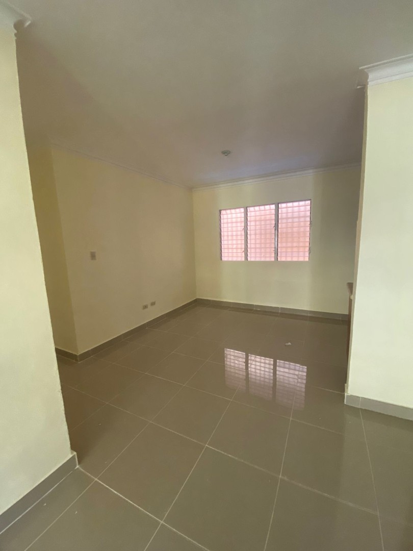 apartamentos - ✳Vendo apartamento en Residencial Ciudad Real II✳

 8