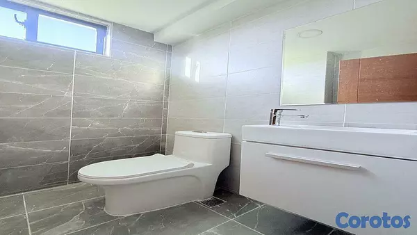 apartamentos - En Venta Apartamento con Terraza de 2 habitacion en Renacimiento 7