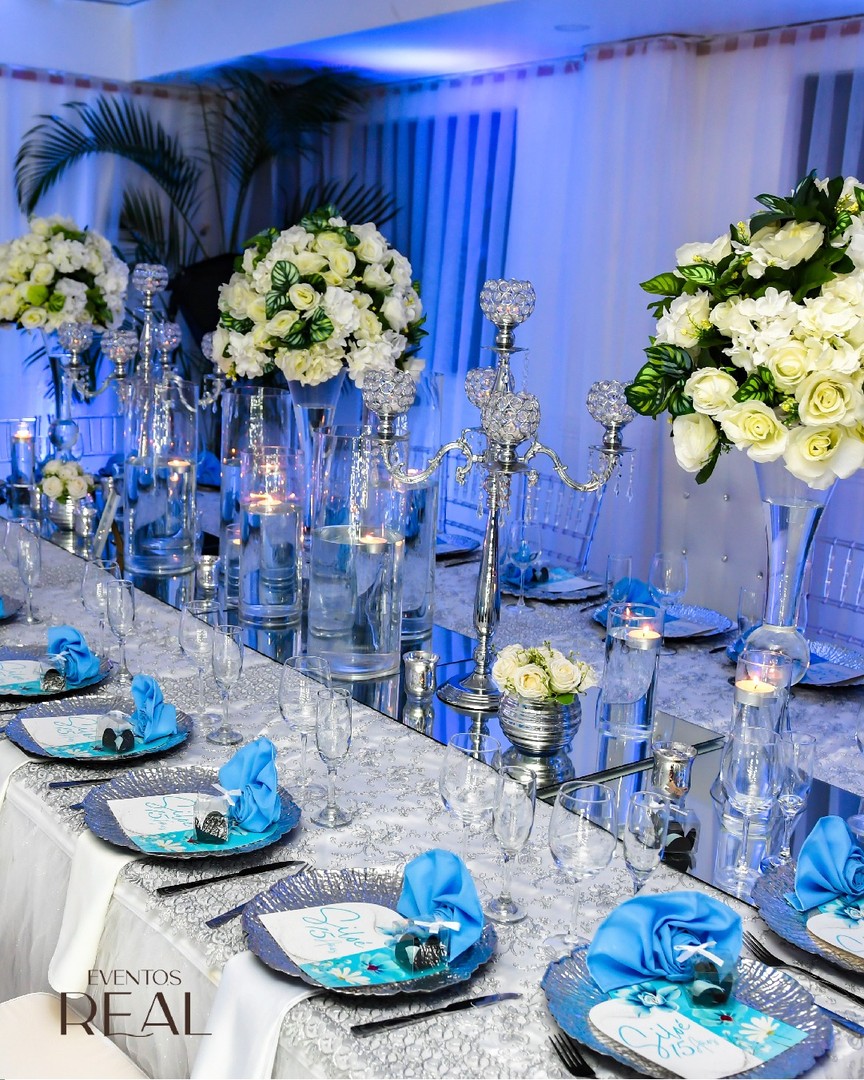 servicios profesionales - Salón de Eventos y Fiestas. Club en el Ensanche Ozama Zona Oriental 0