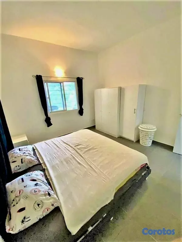 casas vacacionales y villas - Villa Caribeña en Venta Cerca de Playa Cosón 9