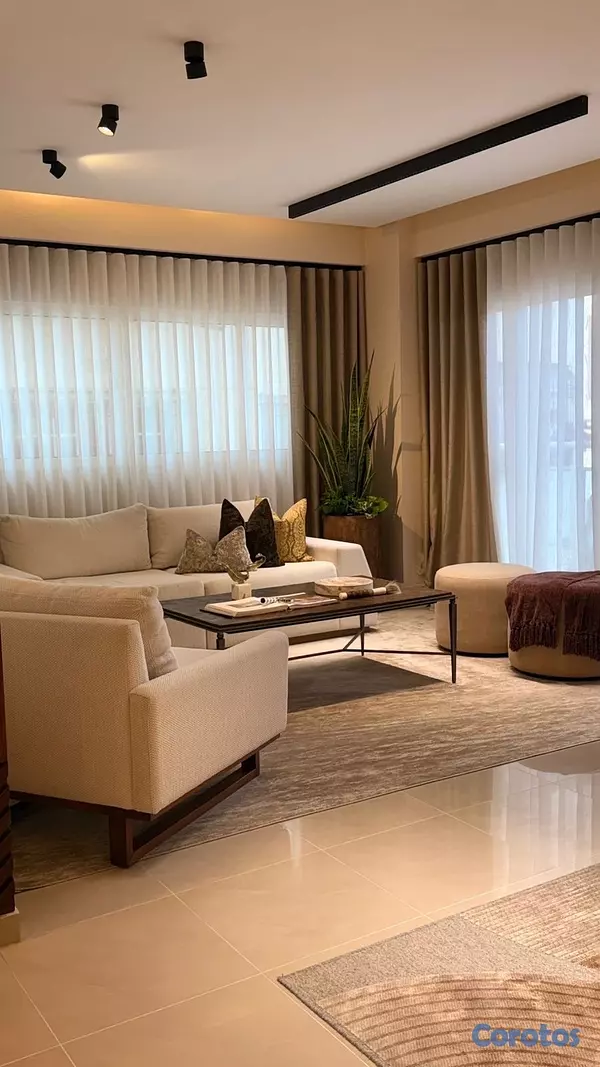 apartamentos - vendo los cacicazgos piso 5 con o sin muebles tres habitaciones dos parqueos  3