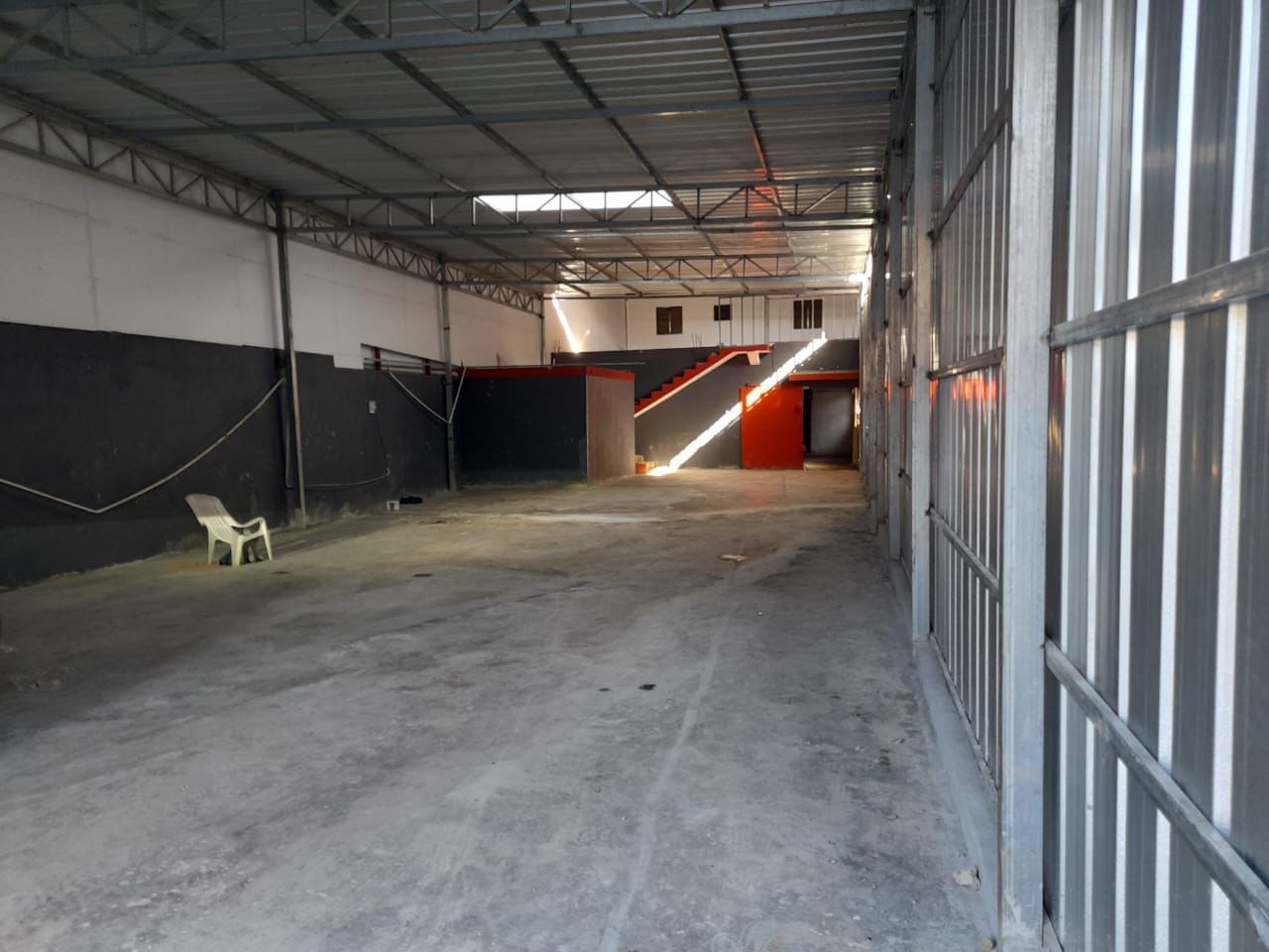 otros inmuebles - SIN INTERMEDIARIOS RENTO NAVE INDUSTRIAL DE 450 METROS ZONA //* escribenos 4