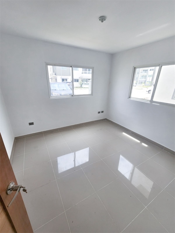 apartamentos - Apartamento en alquiler, nuevo, con piscina, Av. República de Colombia 7