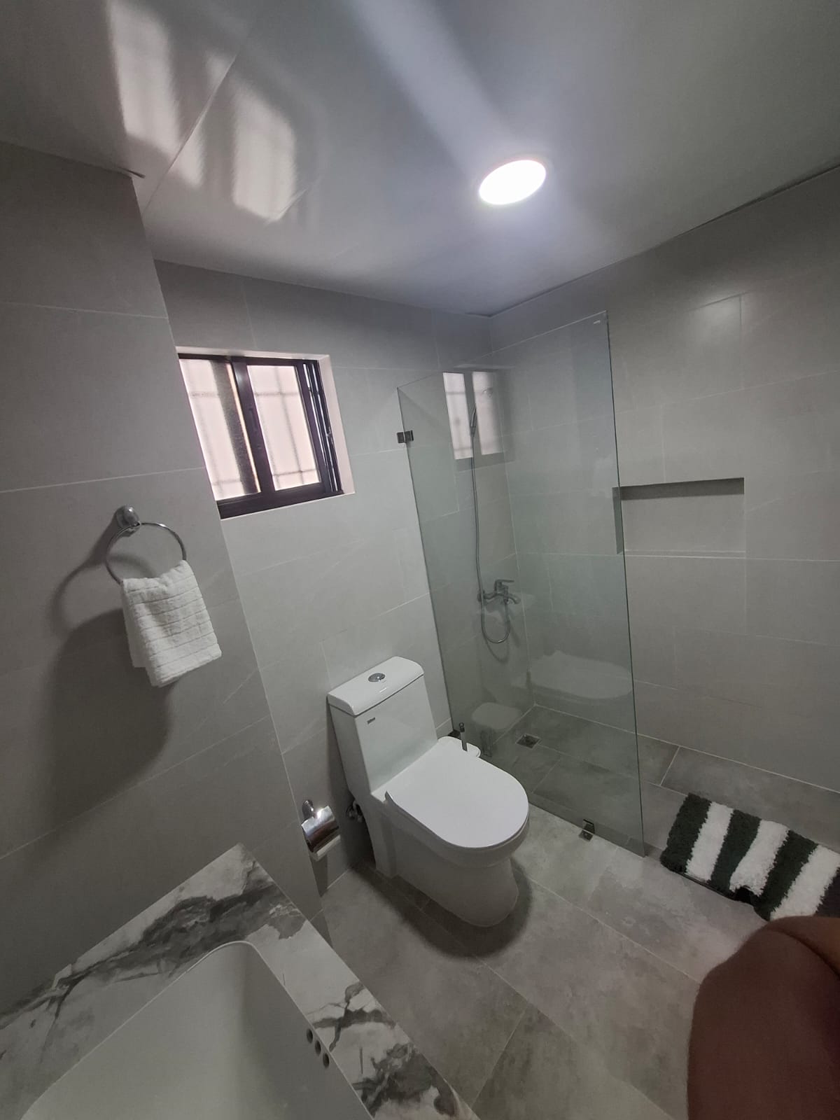 apartamentos - Alquilo apartamento amueblado en Quisqueya 9