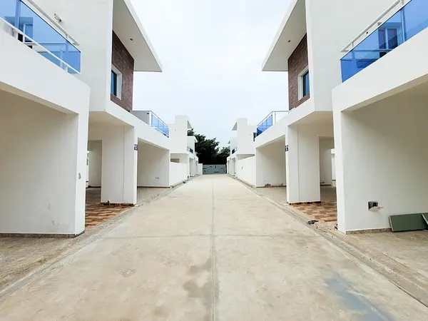 casas - Casas proyecto cerrado, con piscina y Gym, terminadas, con su titulo, exclusivas 1