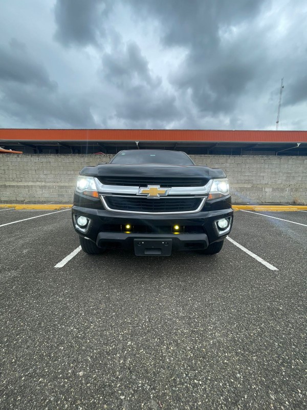 jeepetas y camionetas - Chevolet colorado z71 2018 6