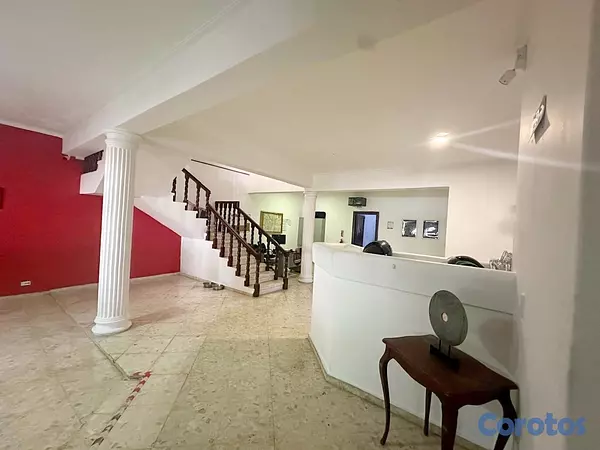 casas - Propiedad comercial en Venta Prados  2