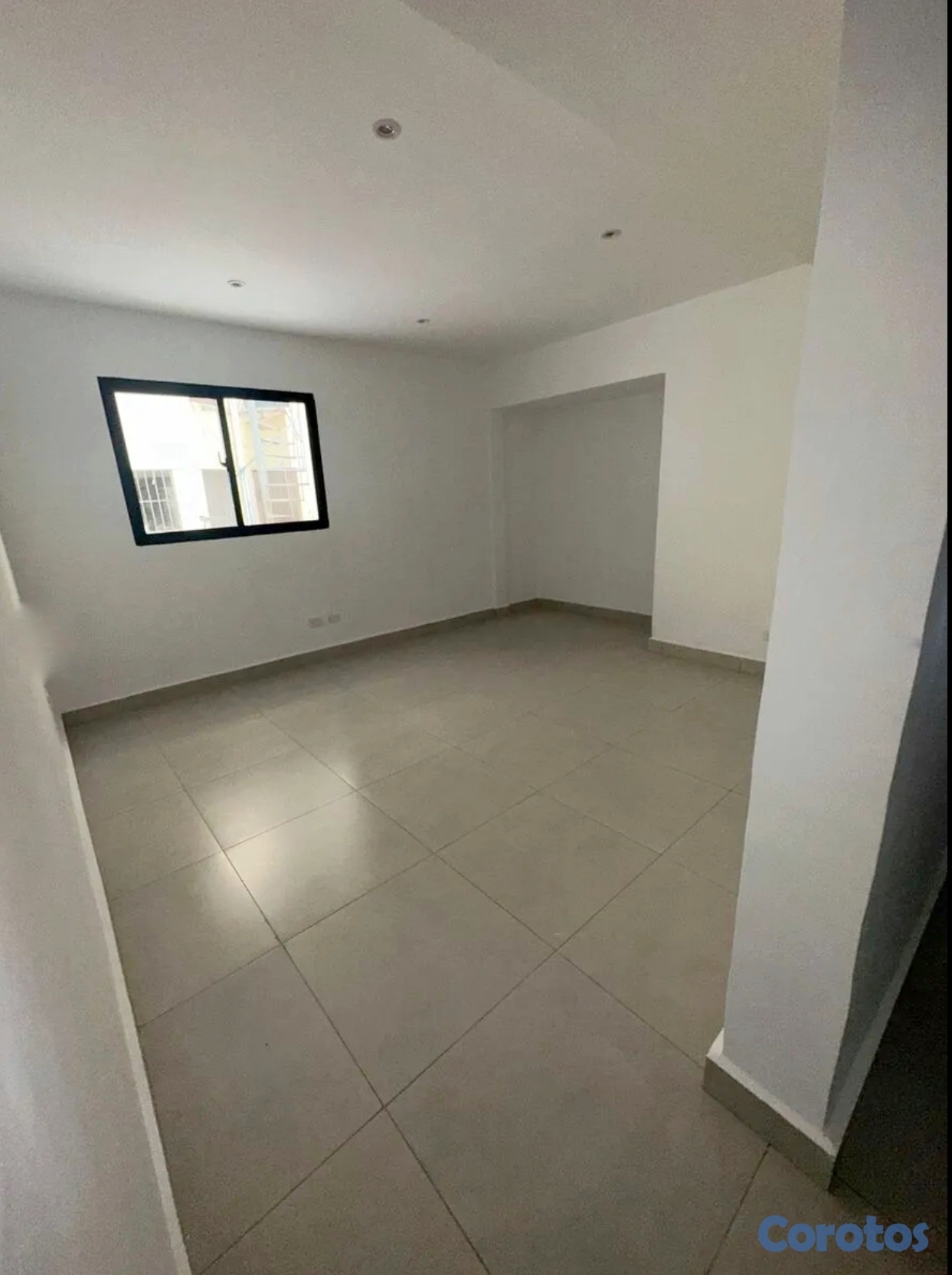 oficinas y locales comerciales - Local comercial céntrico  2