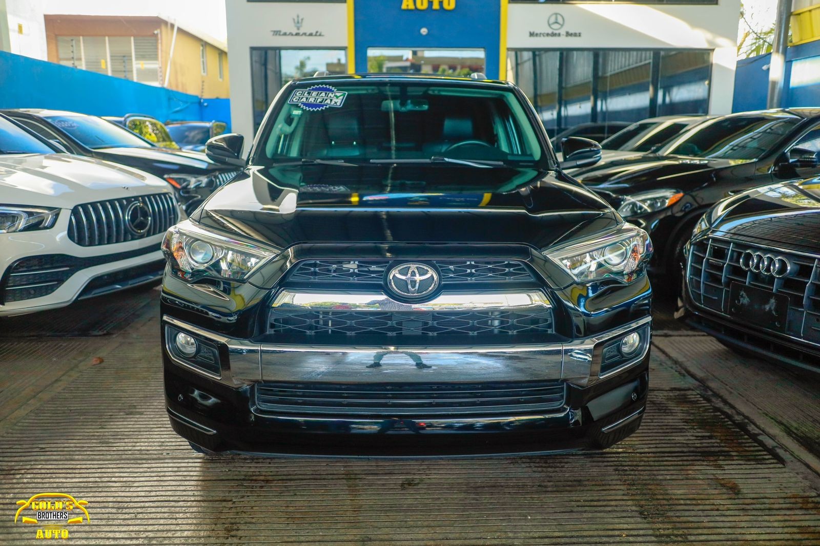 jeepetas y camionetas - Toyota 4runner LIMITED 4x4 2018 Clean Carfax 1