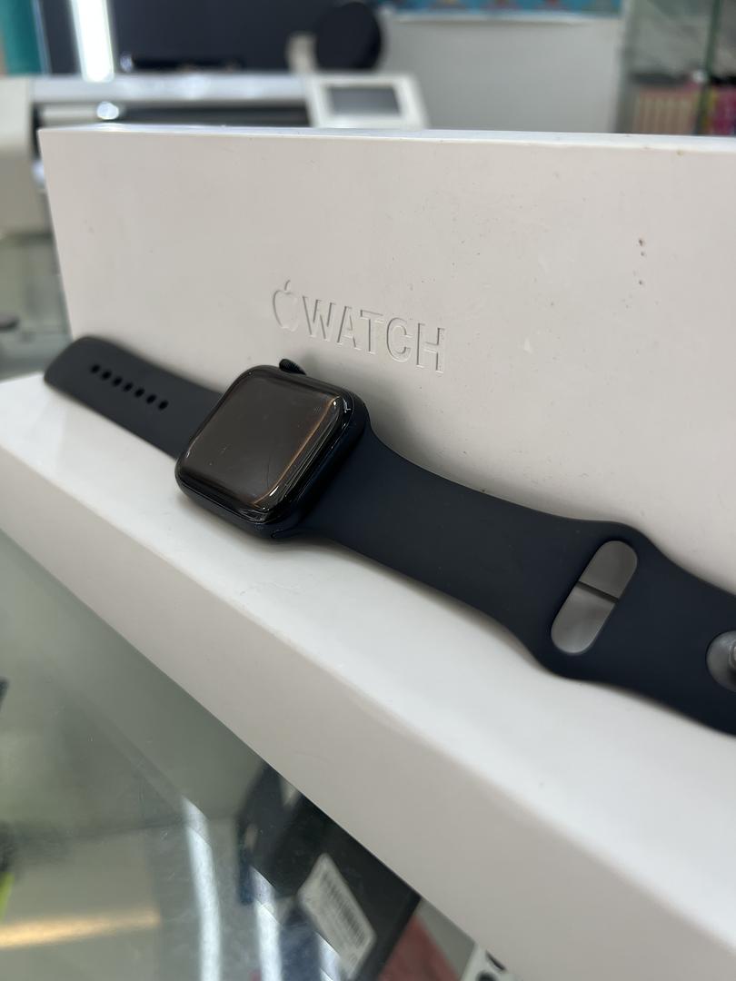 accesorios para electronica - Apple Watch SE (2da generación) 44mm - Como nuevo ⌚ 0