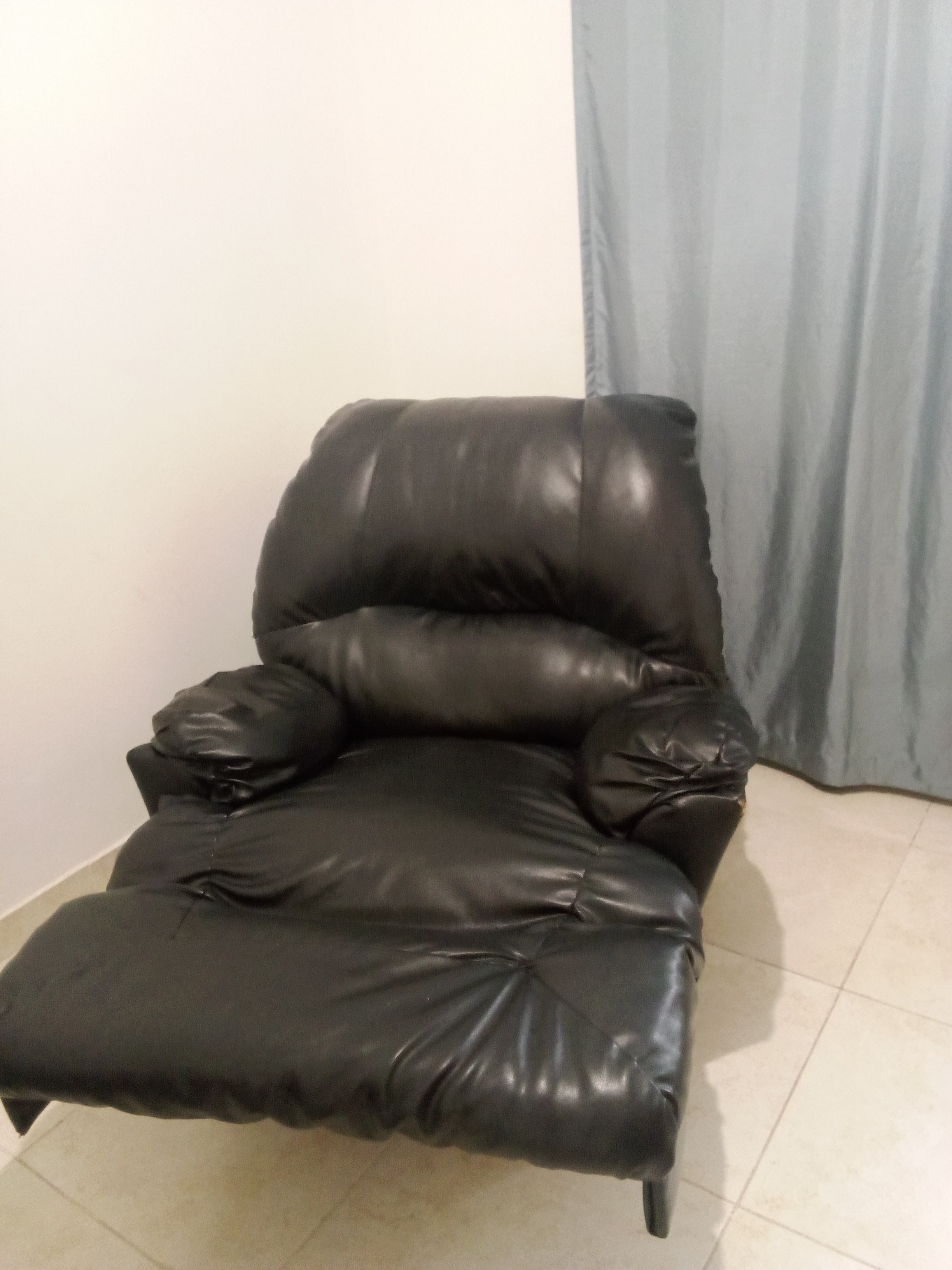 muebles y colchones - Vendo Sillón Reclinable Confortable  3