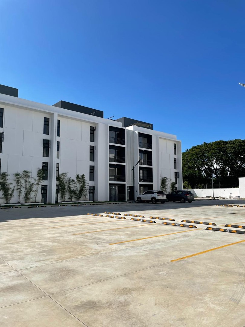 apartamentos - Apartamento 1er nivel con Patio Privado en Santiago