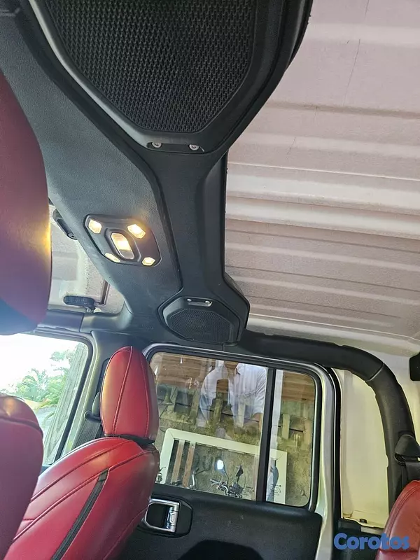jeepetas y camionetas - Jeep Gladiator Sport 7